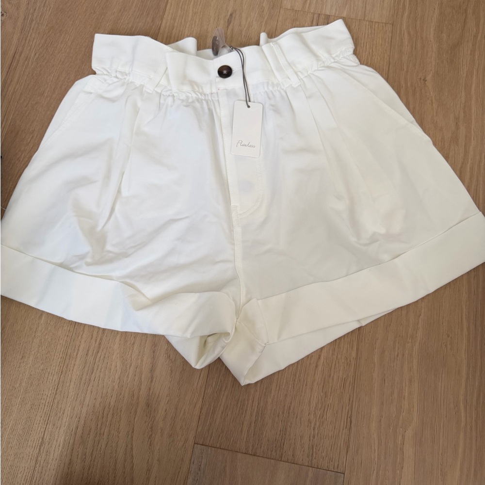 Vici High Waist Cream Women's Shorts